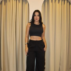 Cropped Canelado Essential Preto